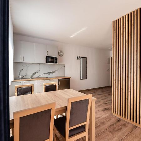 Apartamenty Henry Łeba Kültér fotó